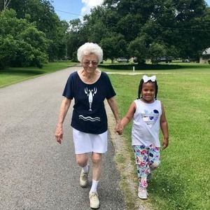 Meet your Posher, Amanda